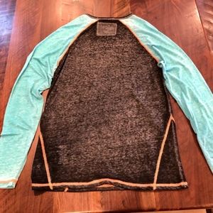 Buckle black long sleeve t shirt